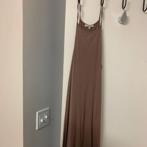 Charolette Ruse simple dress